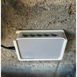 Tp Link TL-SF1005D Duvar...